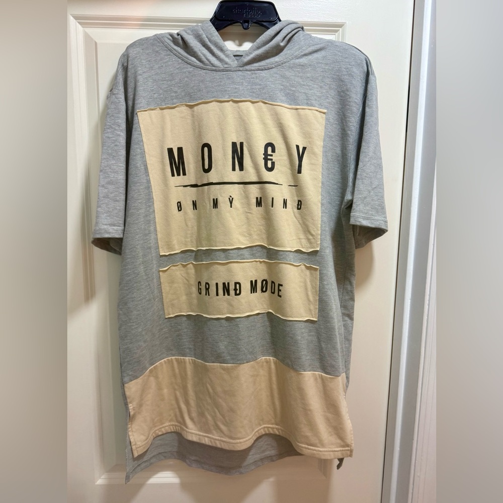 Five.By.Five Gray and Cream Graphic Men's Hoodie Shirt